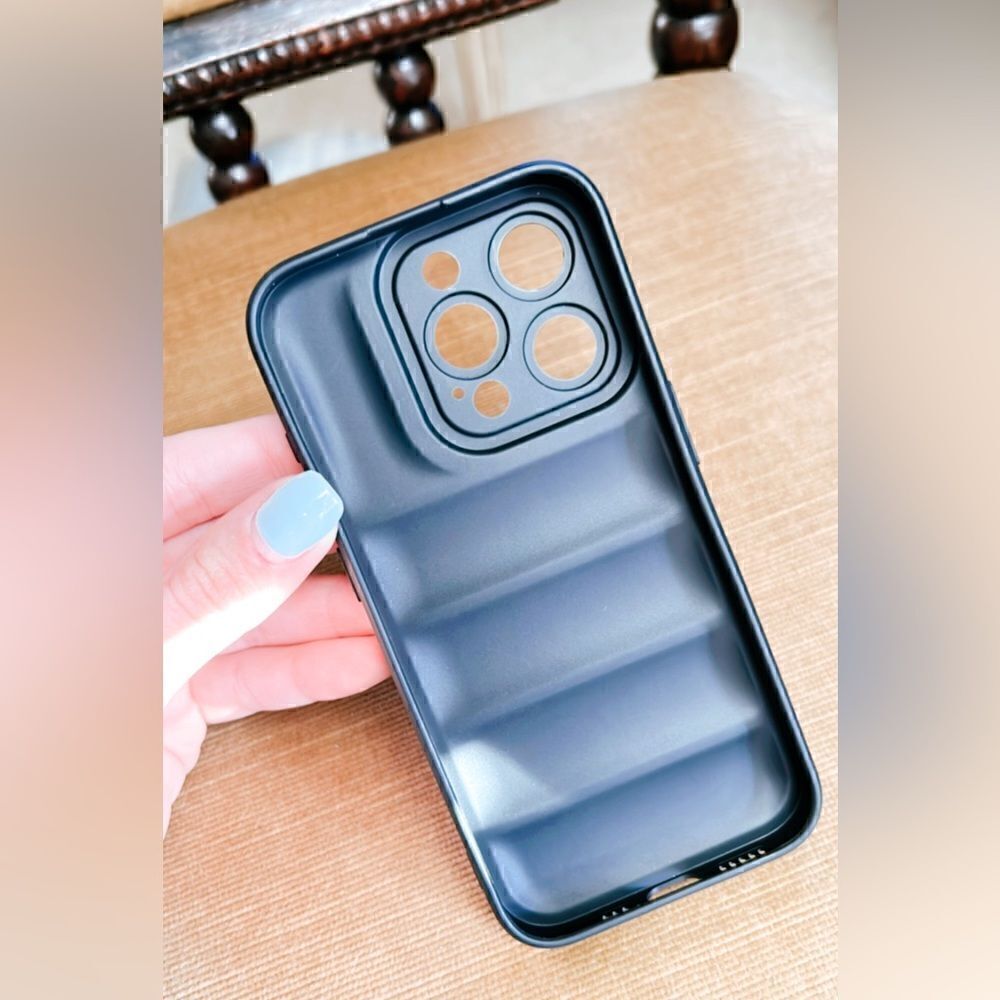 soft black iphone 15 pro case - Picture 3 of 3
